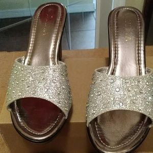 Women shoes size 8